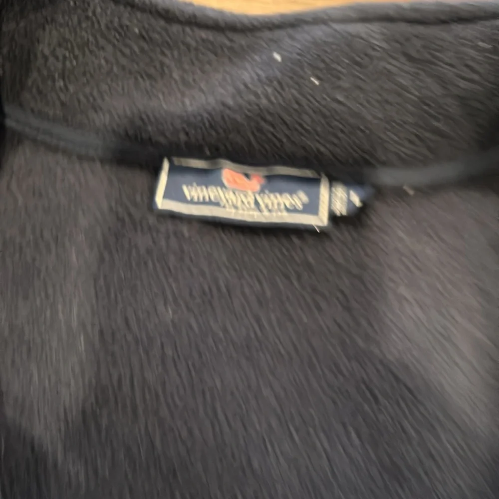 Vineyard Vines Men’s Large fleece vest - Picture 2 of 4